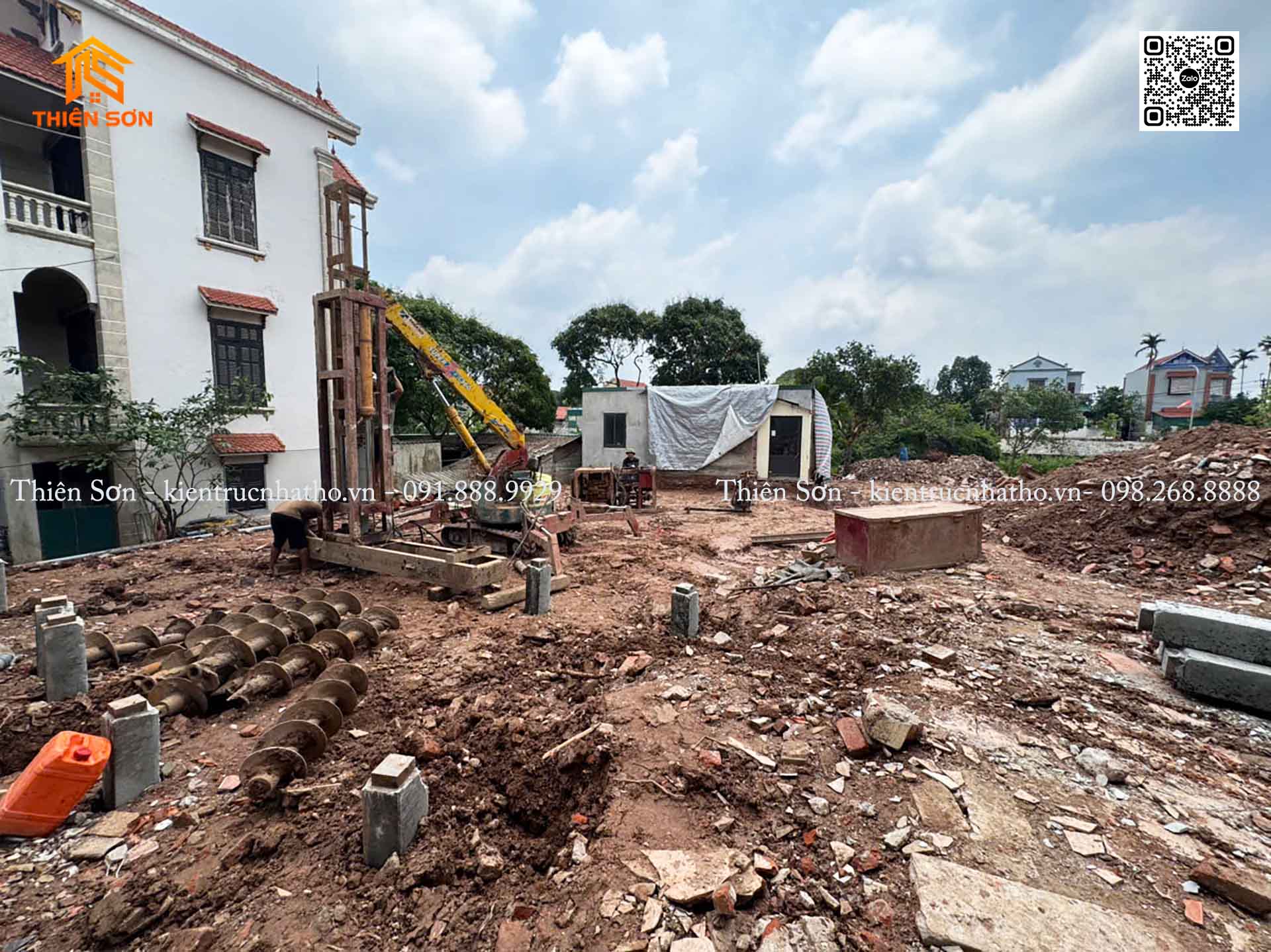 Ký hợp đồng thi công trọn gói nhà thờ bê tông giả gỗ 5 gian tại Thường Tín Ký hợp đồng thi công trọn gói nhà thờ bê tông giả gỗ 5 gian tại Thường Tín