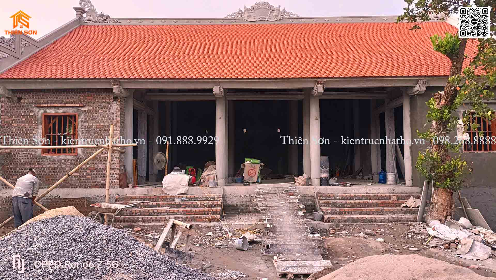 Hoàn thiện công trình nhà thờ bê tông giả gỗ 5 gian tại Ninh Bình Hoàn thiện công trình nhà thờ bê tông giả gỗ 5 gian tại Ninh Bình