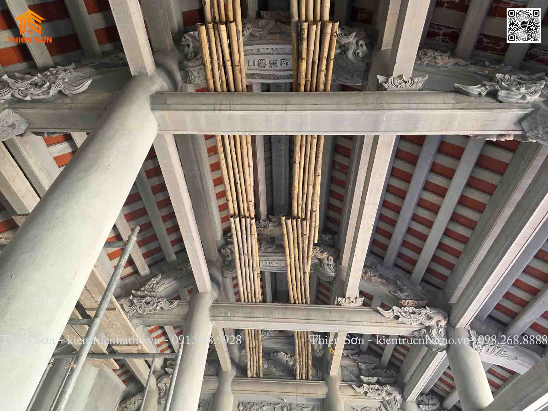 Tiến độ thi công nhà thờ 3 gian bê tông giả gỗ tại Phù Cừ - Hưng Yên Tiến độ thi công nhà thờ 3 gian bê tông giả gỗ tại Phù Cừ - Hưng Yên