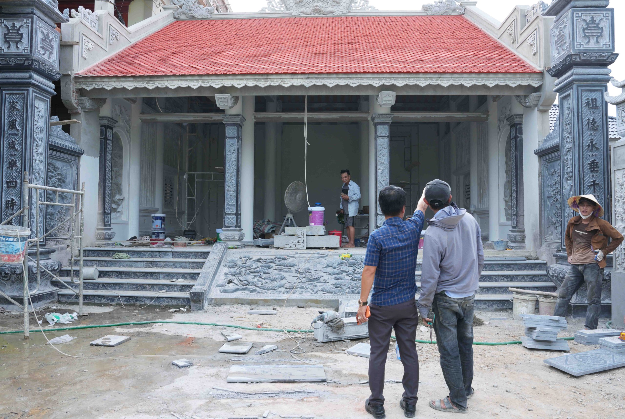 Nhà bê tông sơn giả gỗ bao nhiêu năm cần sơn lại?